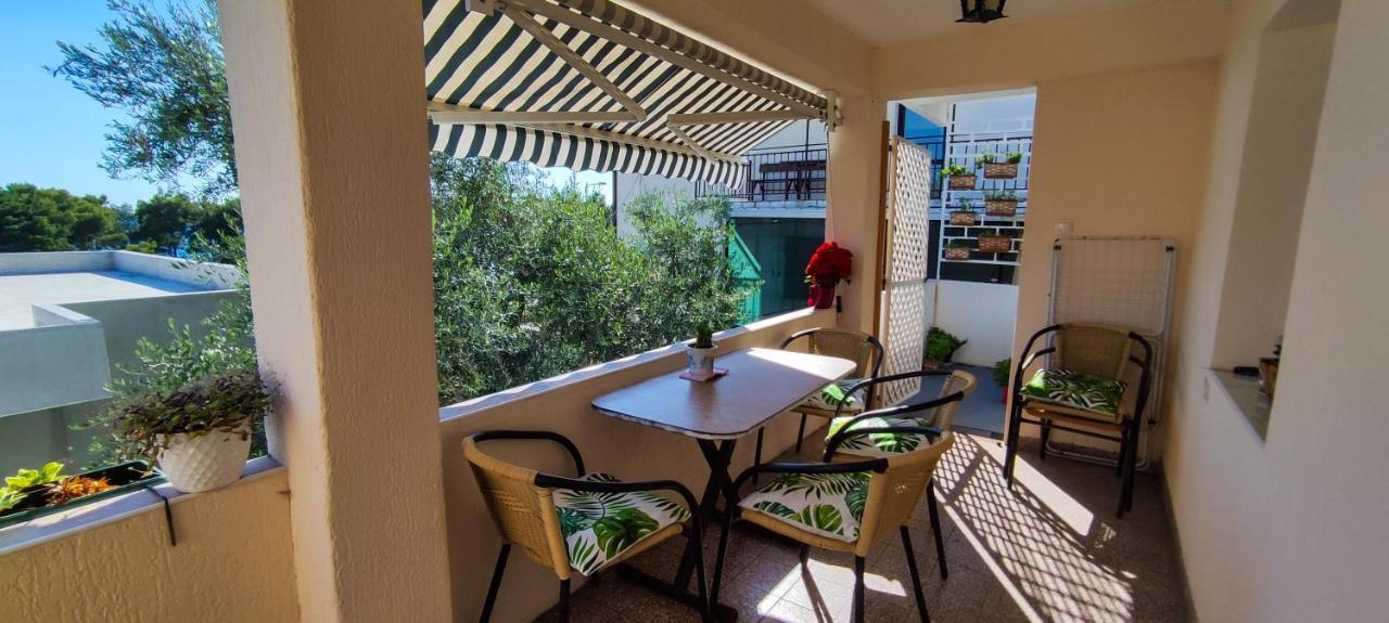 Olav Holiday Apartments Bar Luaran gambar