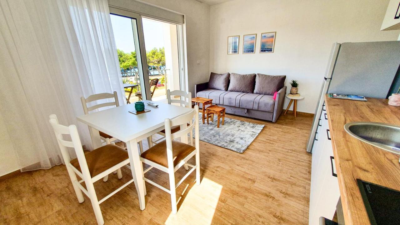 Olav Holiday Apartments Bar Luaran gambar
